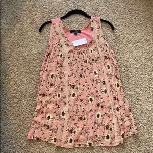 NWT Flowy summer tank